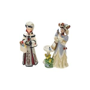 Avon President's Club Figurines 1998 1999 Multicolor Victorian Women Set of‎ 2